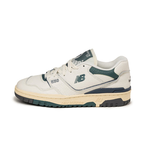 New Balance U327ME “New Spruce” Suede, Green Sneakers,Size 9.5 Men’s/11 Woman’s New Balance U327MED8 Lifestyle Shoes for Women, Size 41.5 EU  main image 3
