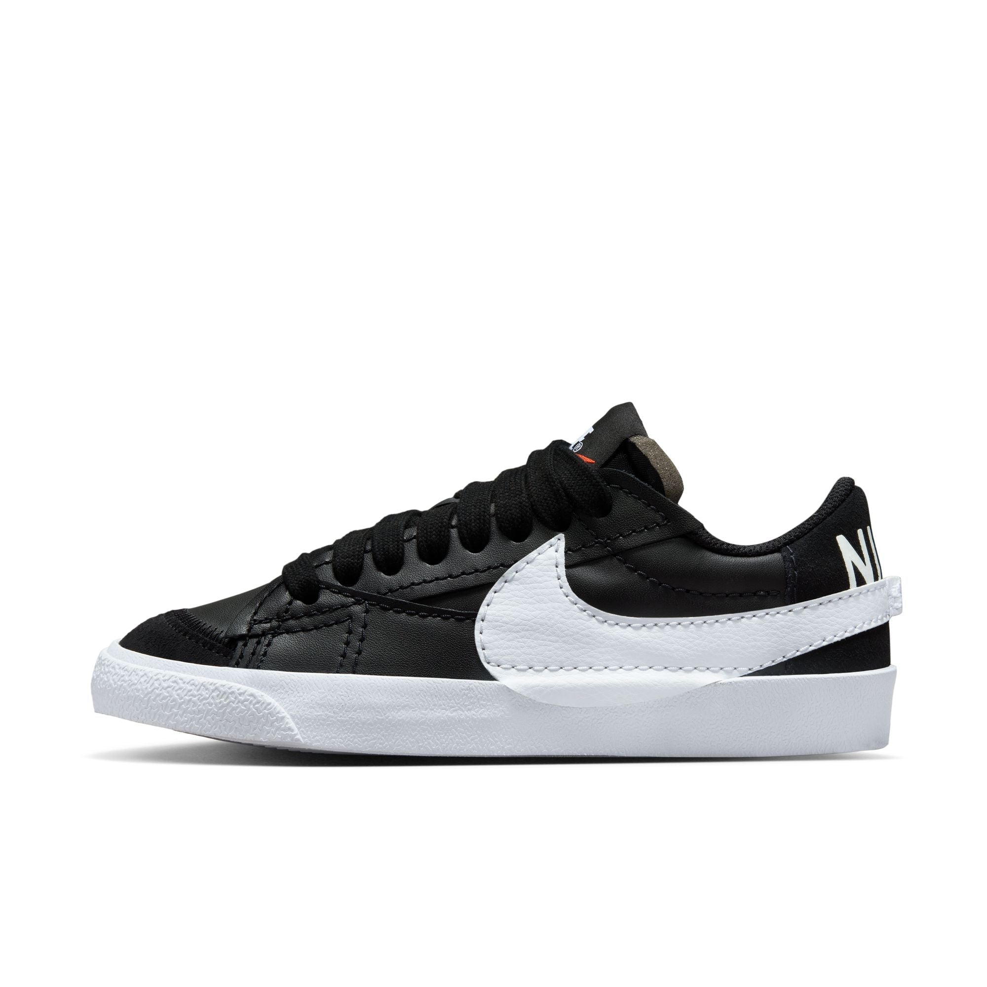 DQ1470-002 - W BLAZER LOW ''77 JUMBO