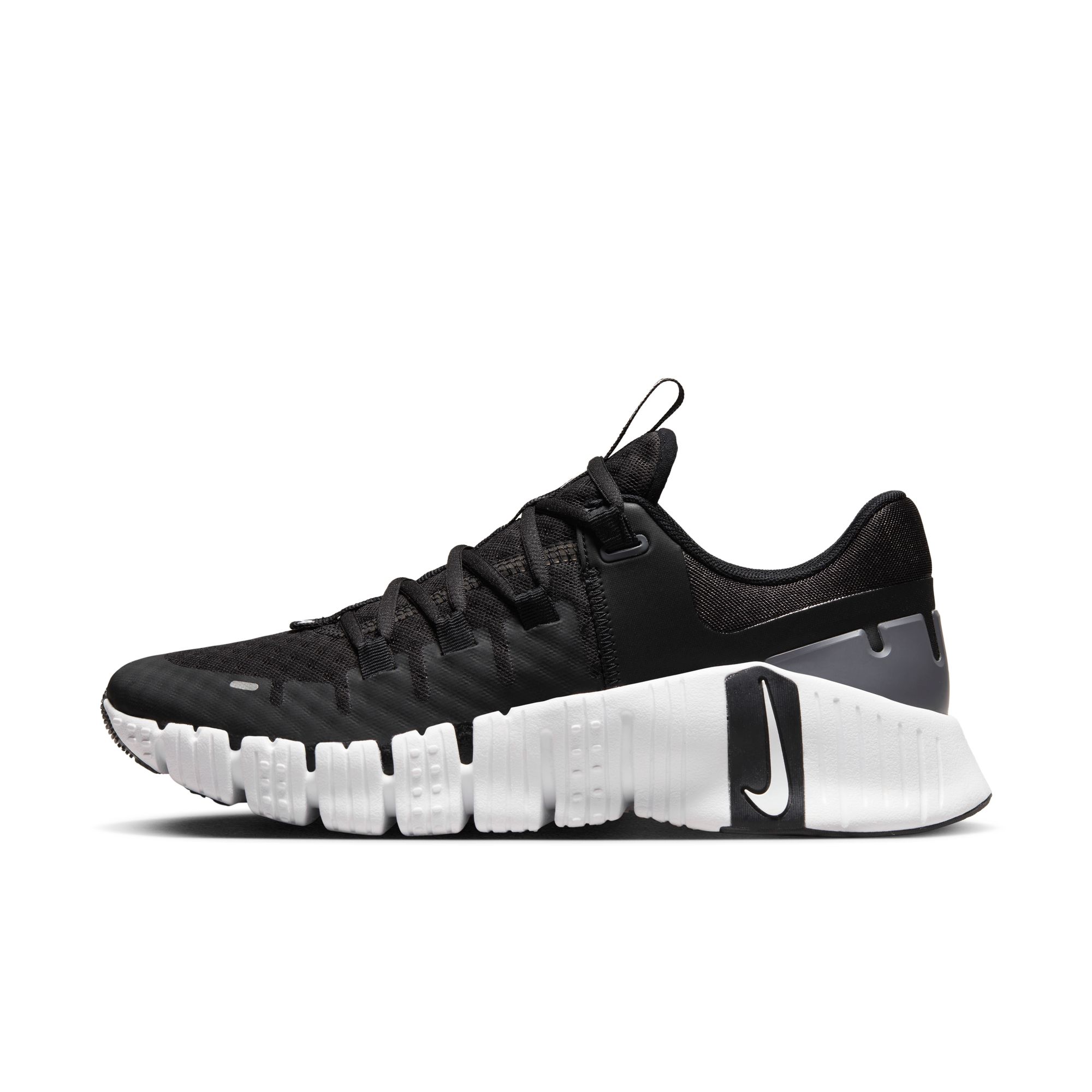 DV3950-001 - W NIKE FREE METCON 5