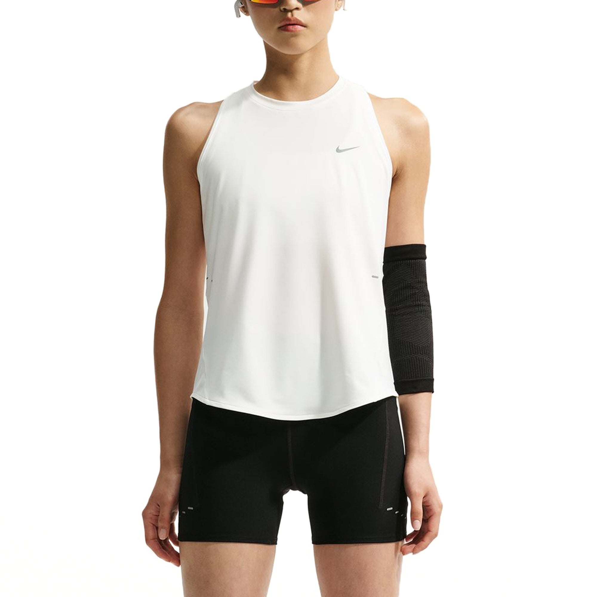 HQ0621-133 - AS W NK SWIFT DF TANK TOP