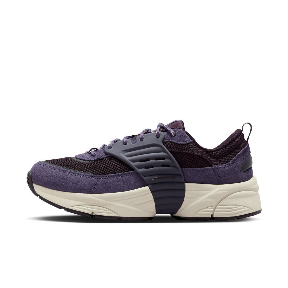 IB3722-601 - JORDAN TRUNNER O/S