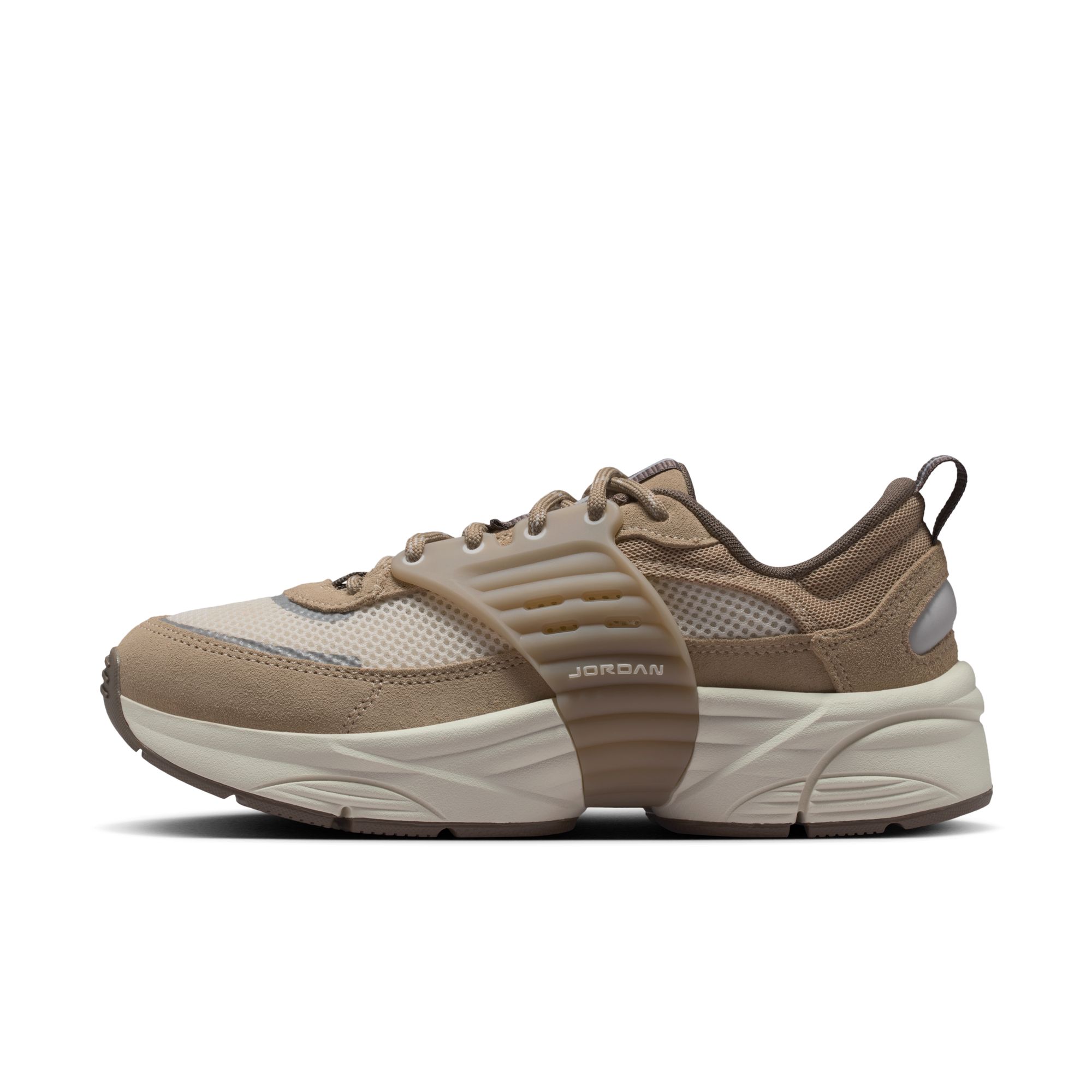 IR1839-200 - WMNS JORDAN TRUNNER O/S